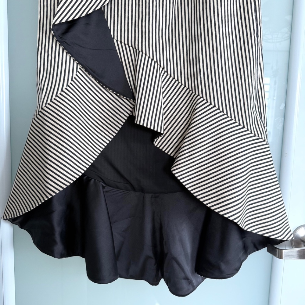 Alice + Olivia Midi Skirt - Picture 4 of 7